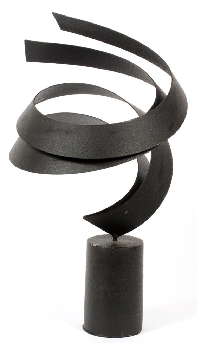 CURTIS JERE WROUGHT IRON SCULPTURE 1998: CURTIS JERE (AMERICAN, 1910-2008), WROUGHT IRON SCULPTURE, 1998, H 21'', W 11'', UNTITLED:Signed and dated 1998.