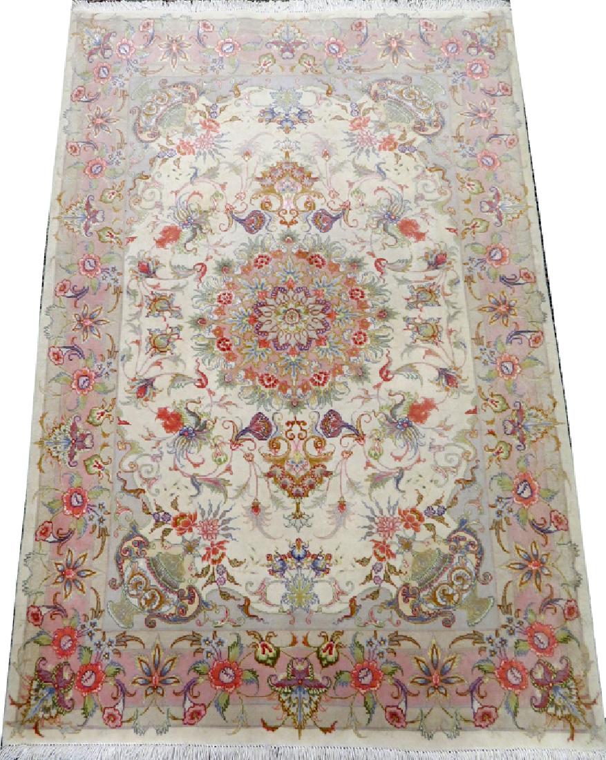 PERSIAN TABRIZ HAND WOVEN SILK AND WOOL RUG (1 of 3)
