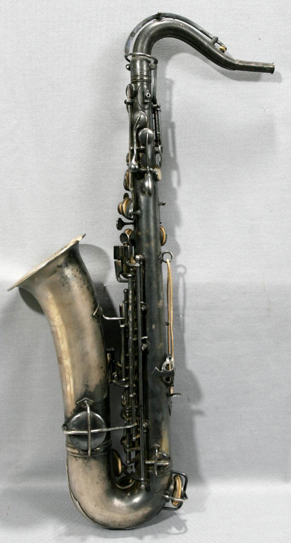 WOLVERINE OF ELKHART TENOR SAXOPHONE, C.1914 Feb 17, 2007