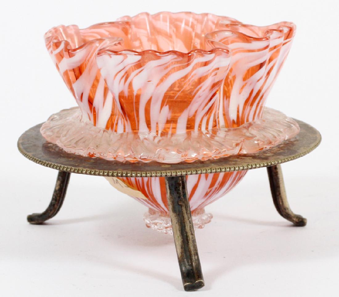 VICTORIAN SPATTER DECORATED OPEN SALT (1 of 3)