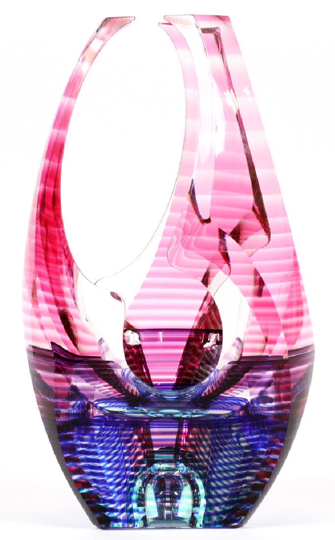 MICHAEL DAVIS & KIT KARBLER STUDIO GLASS SCULPTURE: MICHAEL DAVIS & KIT KARBLER STUDIO GLASS SCULPTURE H 12.5" Signed by both artists. Object # 3953. Cranberry, clear and royal blue.