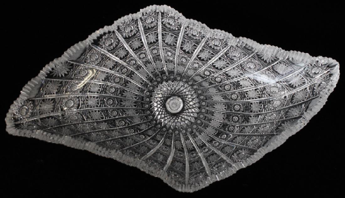 QUEEN'S LACE CUT CRYSTAL CENTER PIECE BOWL (1 of 2)