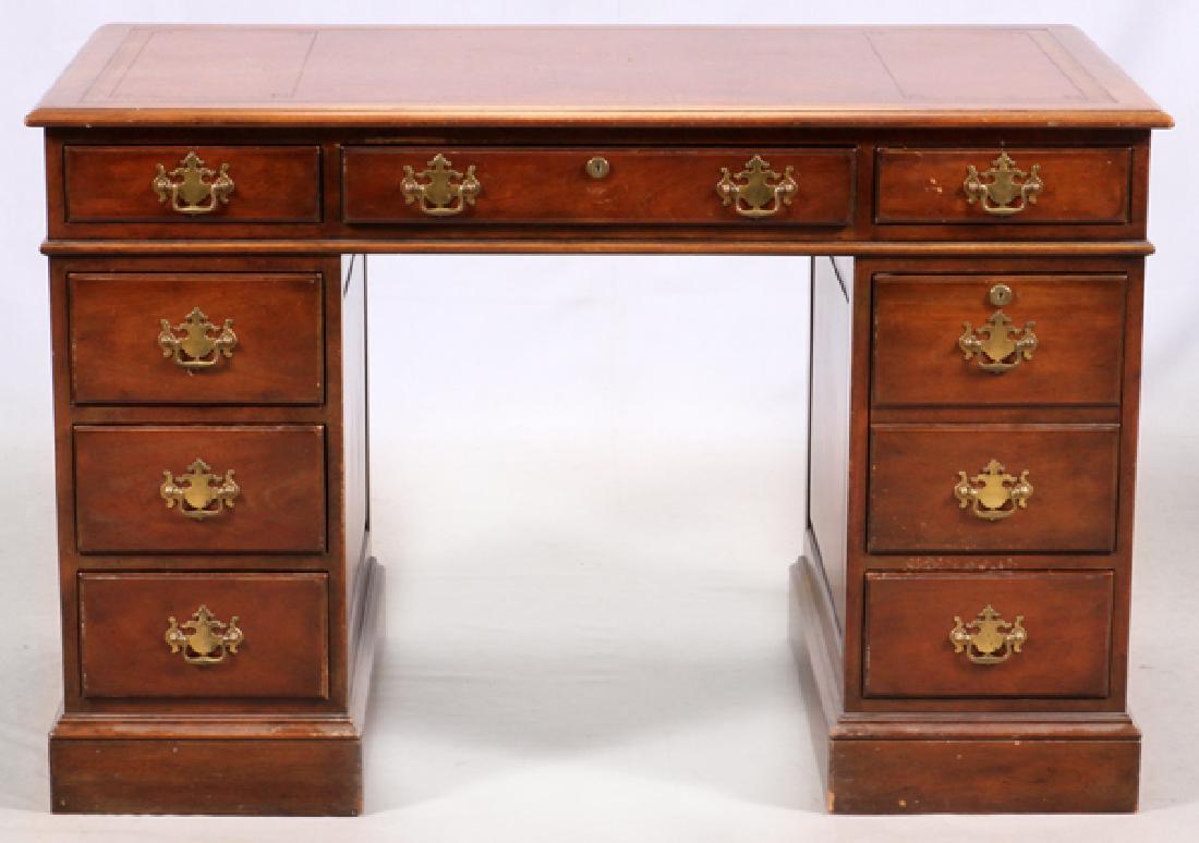 KITTINGER MAHOGANY TOOLED LEATHER TOP DESK (1 of 3)