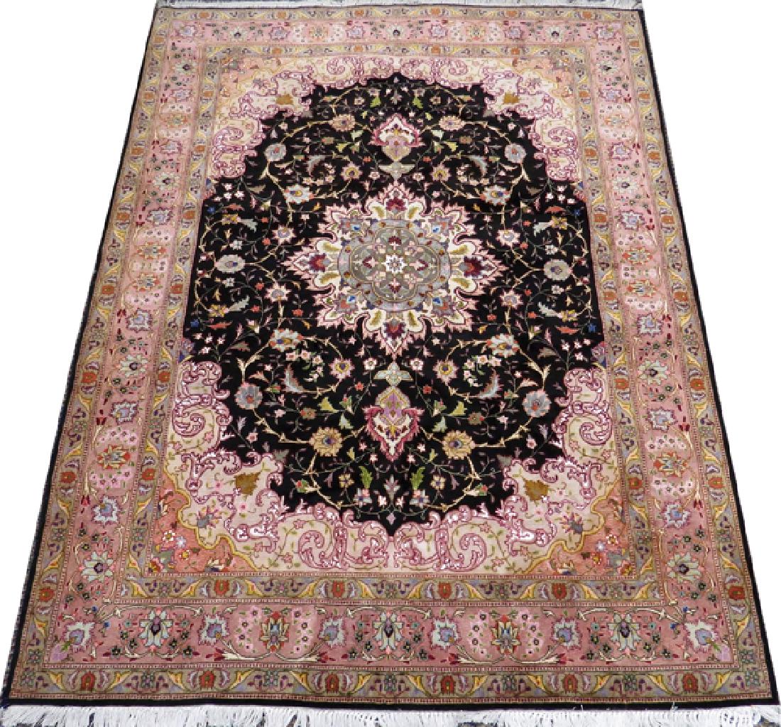 PERSIAN TABRIZ WOOL RUG, CIRCA 1980 (1 of 5)