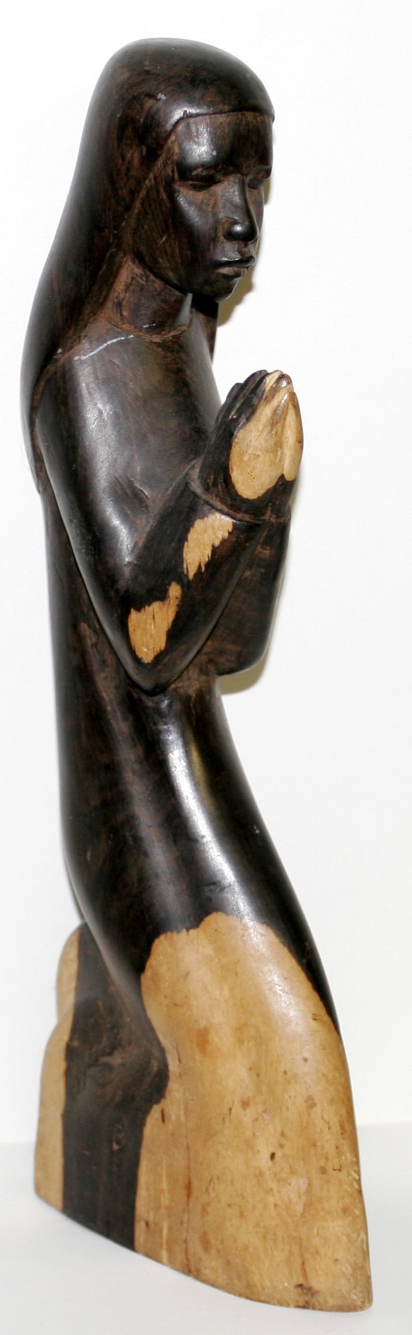 AFRICAN HAND CARVED WOOD FIGURE, GIRL PRAYING: AFRICAN HAND CARVED WOOD FIGURE OF YOUNG GIRL PRAYING, H 15": Ex Estate of Gretchen Whitman, Ann Arbor, M (rev.20070608)