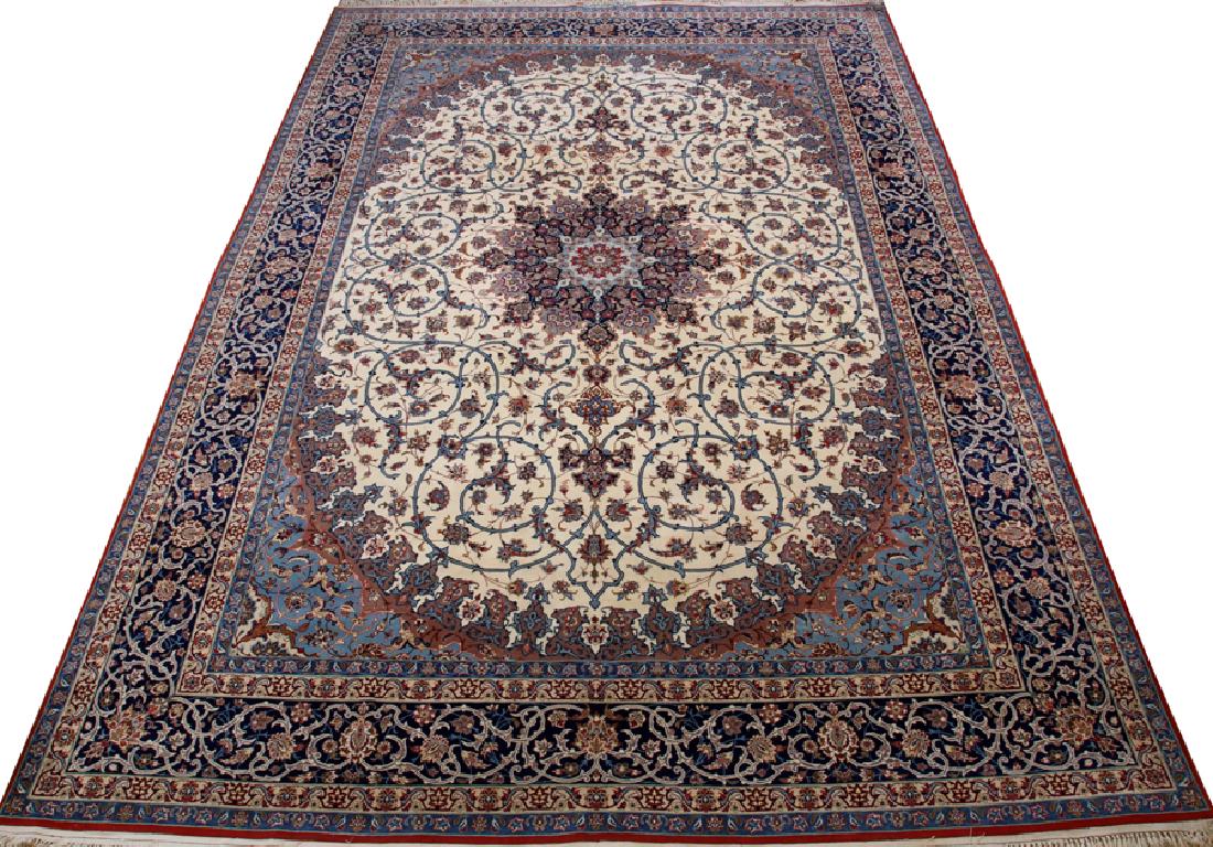 PERSIAN ISFAHAN HAND WOVEN WOOL CARPET (1 of 6)