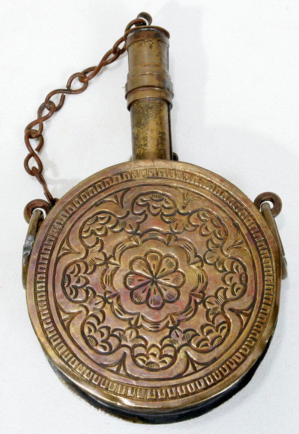 070194 SPANISH BRASS POWDER FLASK, ANTIQUE, H7" W4"