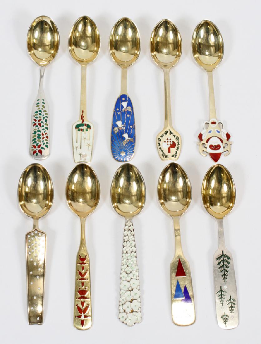 MICHELSEN, DENMARK STERLING SILVER CHRISTMAS SPOONS, 10 (1 of 8)
