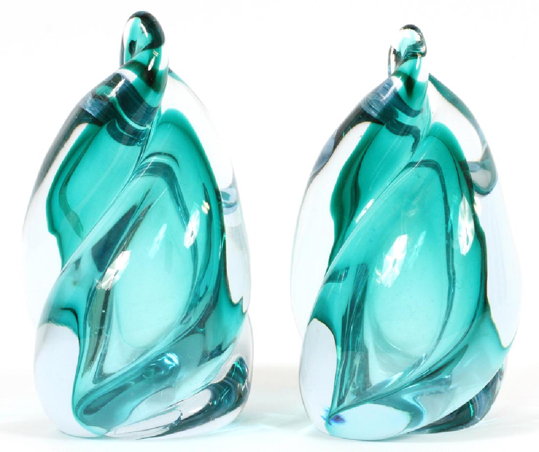 MURANO TURQUOISE BLOWN GLASS BOOKENDS: MURANO, ALFREDO BARBINI, TURQUOISE BLOWN GLASS BOOKENDS, PAIR, H 7" :Flame form, not signed. By Alfredo Barbini, Murano.