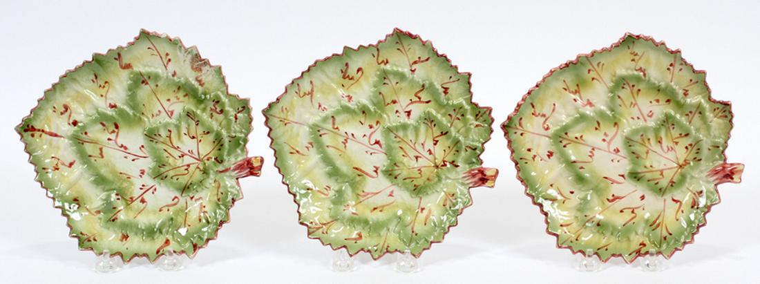 PORTUGUESE MAJOLICA PLATES, 20TH C., MAPLE LEAVES: PORTUGUESE MAJOLICA PLATES, 20TH C., 3 PCS, H 1.5", W 8.5", D 8.25", MAPLE LEAVES :A selection of three majolica plates, dating to the 20th century. Each depicts a hand-painted maple leaf in green and