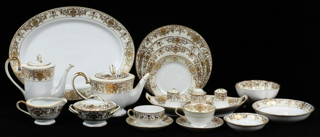 NORITAKE, PORCELAIN, SETS OF CHINA, C1918-1941: NORITAKE, PORCELAIN, SETS OF CHINA, C1918-1941, 221 PCS:Consists of one set of green marked 'M' Noritake 1918 mark and include 18 dinner plates, 9 1/2" Dia; 12 salad plates, 8 1/2" Dia; 17 dessert pla
