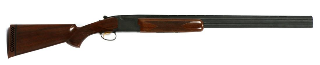 BROWNING CITORI, OVER AND UNDER, 12 GAUGE SHOT GUN: BROWNING CITORI, OVER AND UNDER, 12 GAUGE SHOT GUN , L 30" BBL, #19906MM131 :A Browning Citori, 12 gauge over and under shotgun with a blued finish, with 30" barrels and vented rib. Walnut checkered s