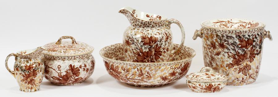 RIDGWAYS STOKE ON TRENT, COMMODE SET: RIDGWAYS STOKE ON TRENT, COMMODE SET, 'CHESTER' PATTERN 6 PCS. Ridgway's Stoke on Trent, commode set, 'Chester' pattern 6 pcs. The set includes:1 pitcher, H 10 3/4" and 1 basin, H 4 1/2", DIA 14"; 1 t