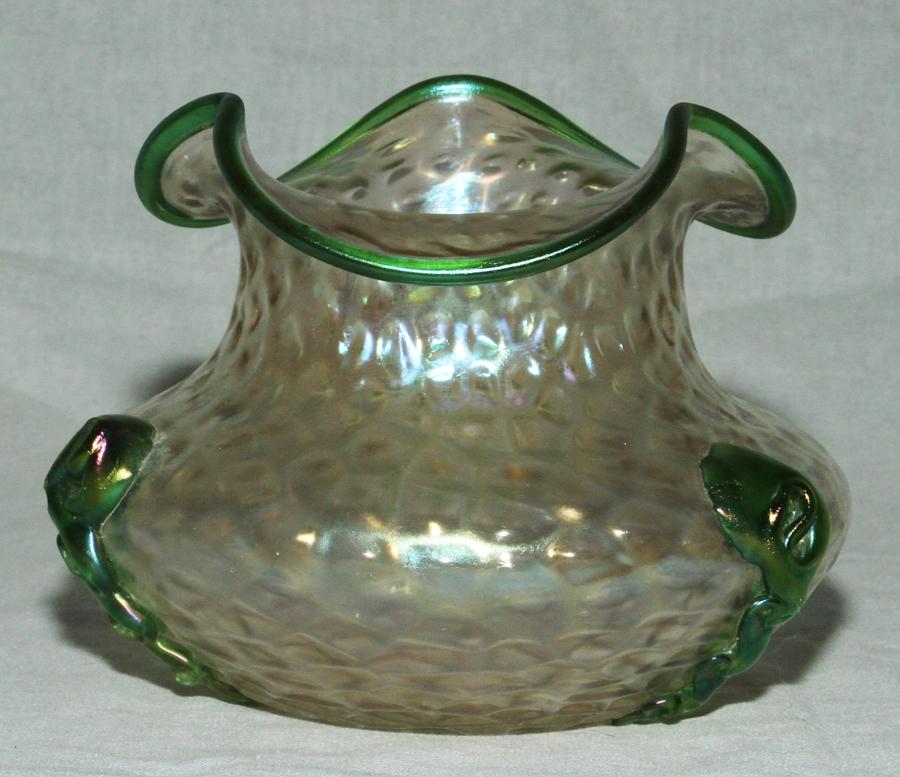 LOETZ AUSTRIA ART GLASS VASE H 4.5" DIA 6": LOETZ AUSTRIA ART GLASS VASE H 4.5" DIA 6" Having a ruffle edge and the signature Loetz 'kristal krokodil' pattern augmented with applied green decorations.