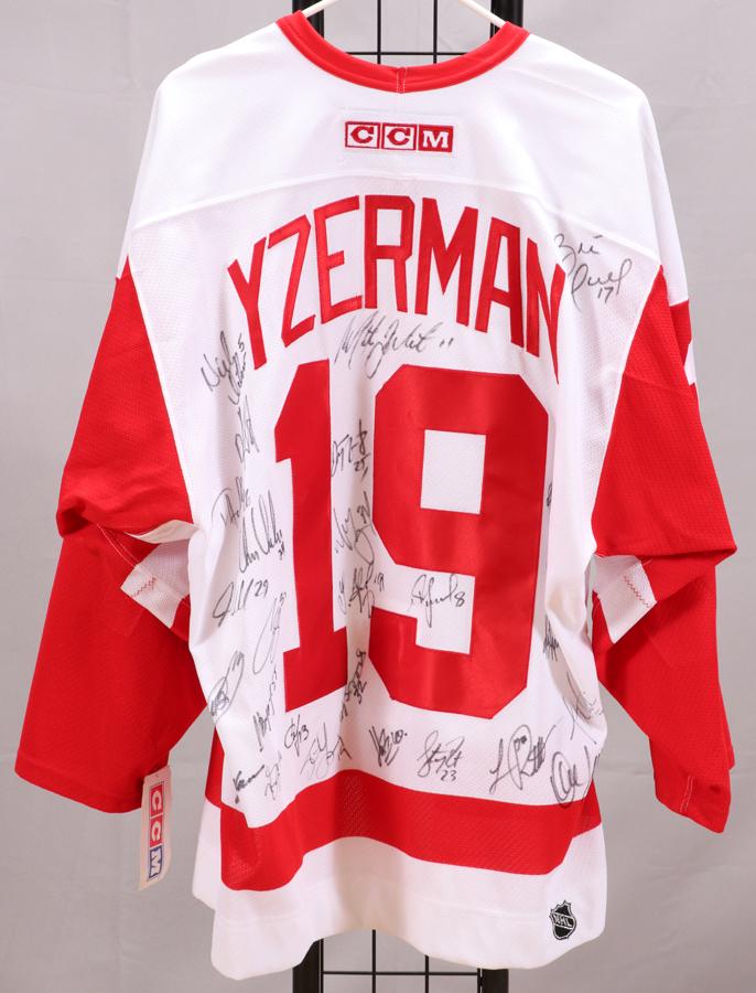 yzerman jersey