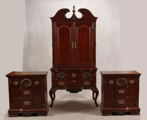 Kathy Ireland Mahogany Carved Bedroom Set Nov 17 2019