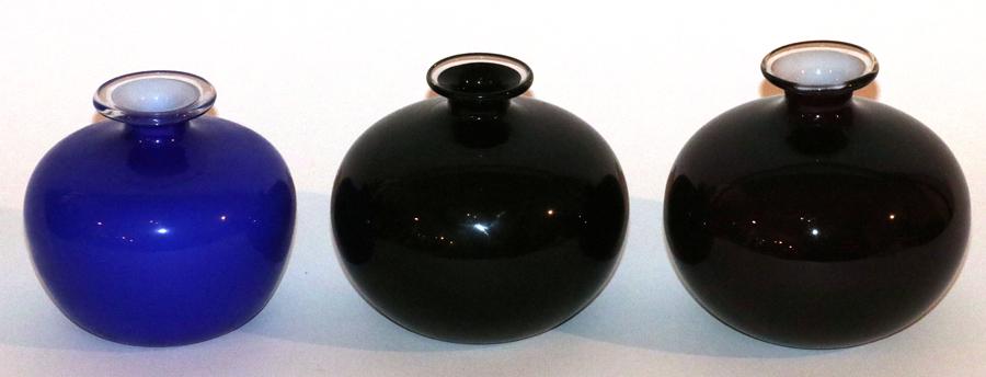 VENINI MURANO ART GLASS VASES, 3 PCS, H 5": VENINI MURANO ART GLASS VASES, 3 PCS, H 5"A selection of three art glass vases. Each signed to the underside. Property of Robert Schweizer, Ann Arbor.