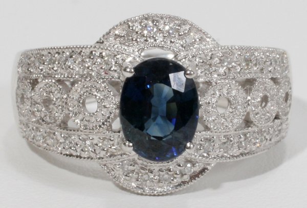 14 KT WHITE GOLD, DIAMOND & SAPPHIRE RING