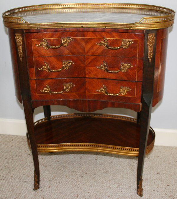 LOUIS XV STYLE MAHOGANY & MARBLE TOP TABLE