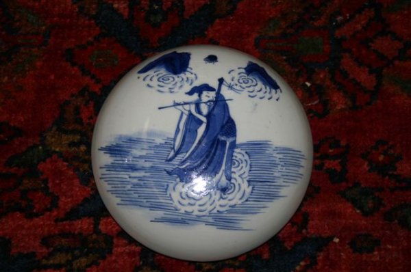 CHINESE PORCELAIN COVERED JAR, H 11", DIA 8" - 2
