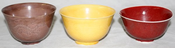 CHINESE PORCELAIN BOWLS, THREE, DIA 4"