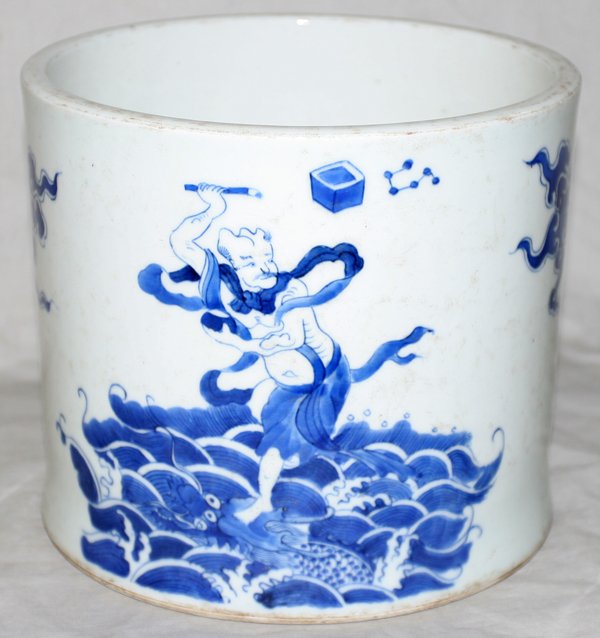 CHINESE BLUE & WHITE PORCELAIN BRUSH POT H 7"