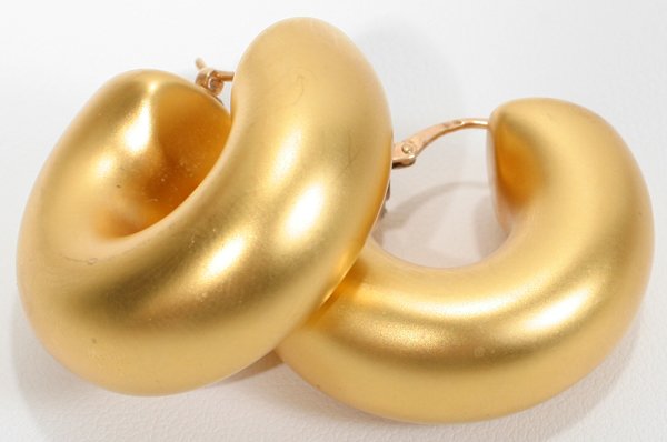 18KT YELLOW GOLD EARRINGS FOR PIERCED EARS