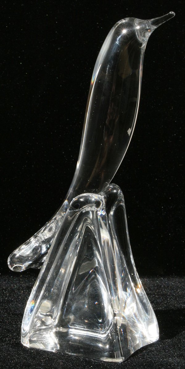 DAUM CRYSTAL FIGURE OF A PERCHED BIRD