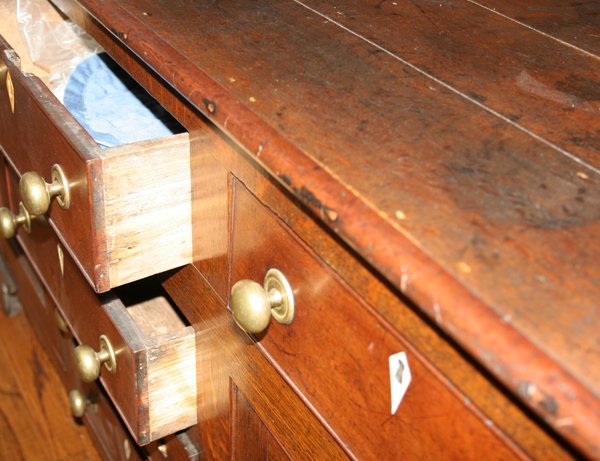 OAK WELSH CUPBOARD, EARLY 19TH C. H 83" W 63" - 2