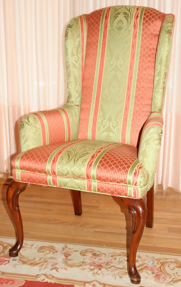 QUEEN ANNE STYLE WINGBACK CHAIR, H 45", W 26"
