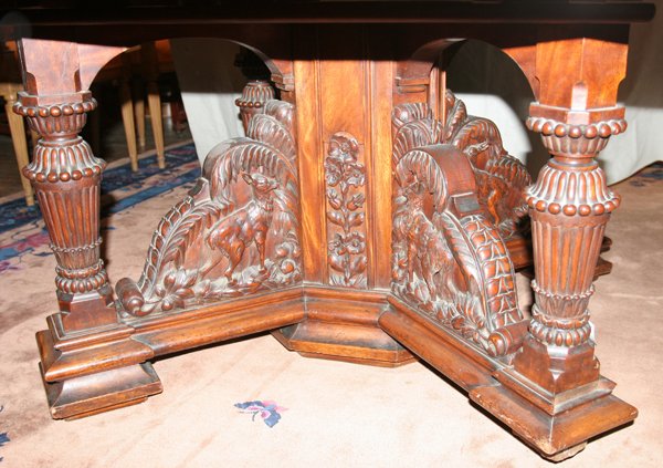 EDWARDIAN CARVED MAHOGANY DINING TABLE C.1900 - 2
