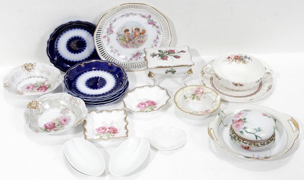 POTTERY GROUPING, 22 PIECES, H 3/4"-3"