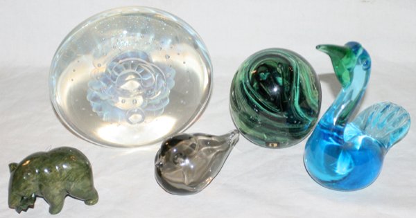 GLASS PAPERWEIGHTS INCLUDING EICKHOLT & KERRY