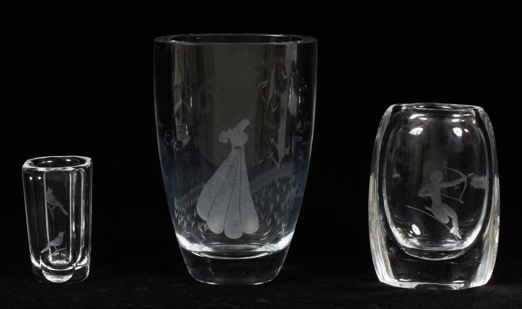 For Auction Orrefors Etched Glass Vases 3 Pcs H 3 5 7