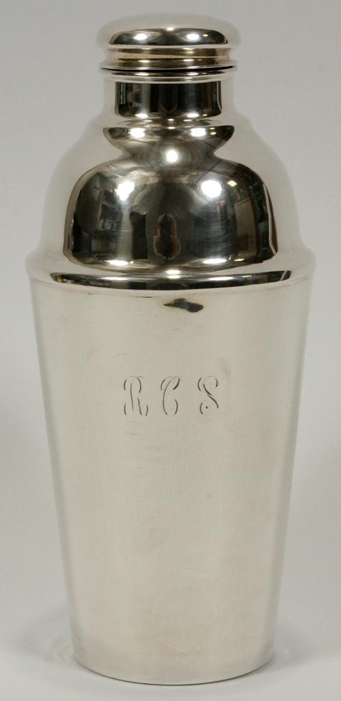 POOLE STERLING SILVER COCKTAIL SHAKER, H 10": POOLE STERLING SILVER COCKTAIL SHAKER, H 10", 14.3 TOZ Monogram "RCS". Total weight: 14.30 toz. Property of Robert Schweizer, Ann Arbor.