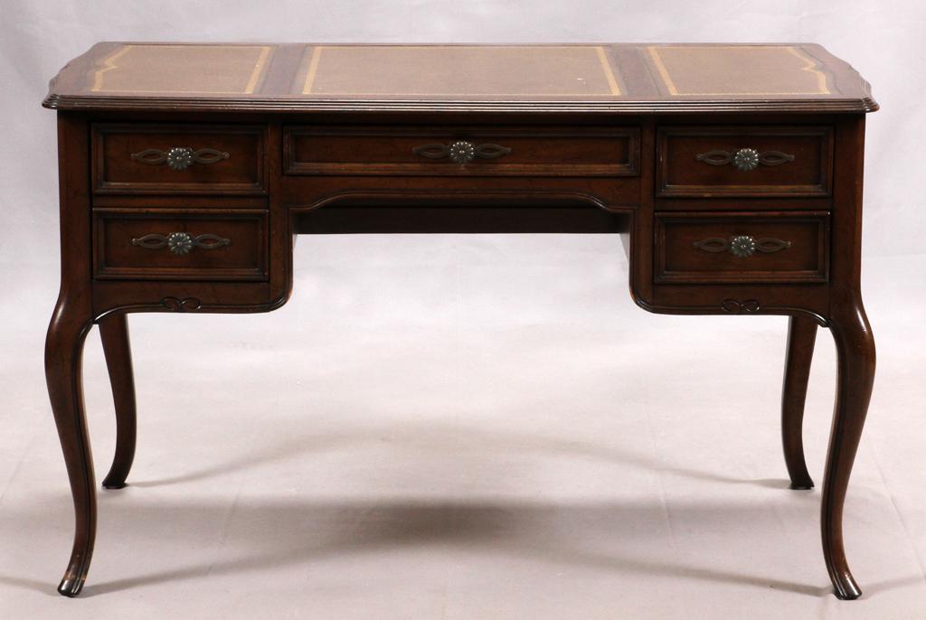 For Auction Walnut Sligh Tooled Leather Desk 21354 On Feb 15