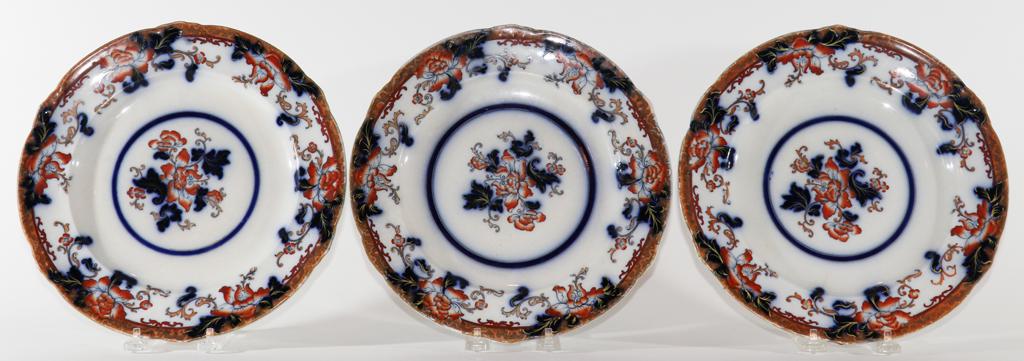 ENGLISH IRONSTONE DINNER PLATES, C. 1850, 17 PCS: ENGLISH IRONSTONE DINNER PLATES, C. 1850, 17 PCS, DIA 10.1" Blue and orange. Bold definitive colors. Property of Robert Schweizer, Ann Arbor.