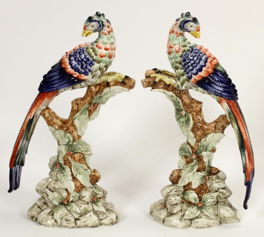 MOTTAHEDEH CERAMIC BIRD FIGURINES, PAIR, H 16.5": MOTTAHEDEH CERAMIC BIRD FIGURINES, PAIR, H 16.5"A pair of modern hand-painted ceramic pheasants by Mottahedeh. Signature branding to the underside. Made in Italy. Museum Reproduction.