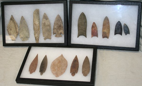 AMERICAN CARVED STONE SPEAR HEADS, 15 PCS.