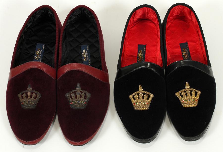 MEN'S SULKA (ENGLAND) BEADED VELVET LOAFERS: MEN'S SULKA (ENGLAND) BEADED VELVET LOAFERS, 2 PAIRS, SIZES: 8.5 & 9 Two pairs of men's Sulka beaded velvet loafers. The maroon, crown motif (size 9) and the black, crown motif (size 8.5) each have a
