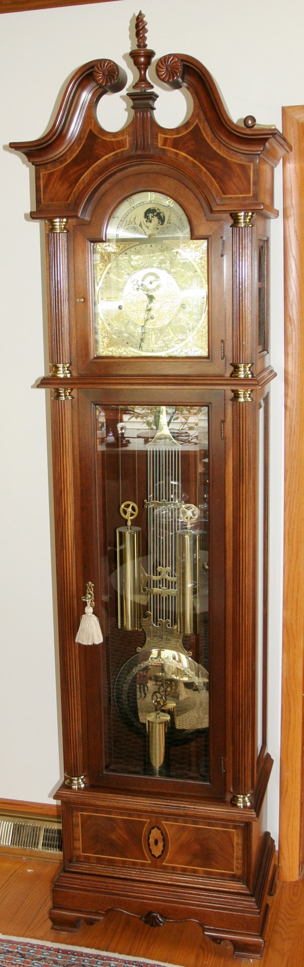 070002 SLIGH MAHOGANY GRANDFATHER CLOCK H 89" W 22" Jul 25, 2008 DuMouchelles in MI