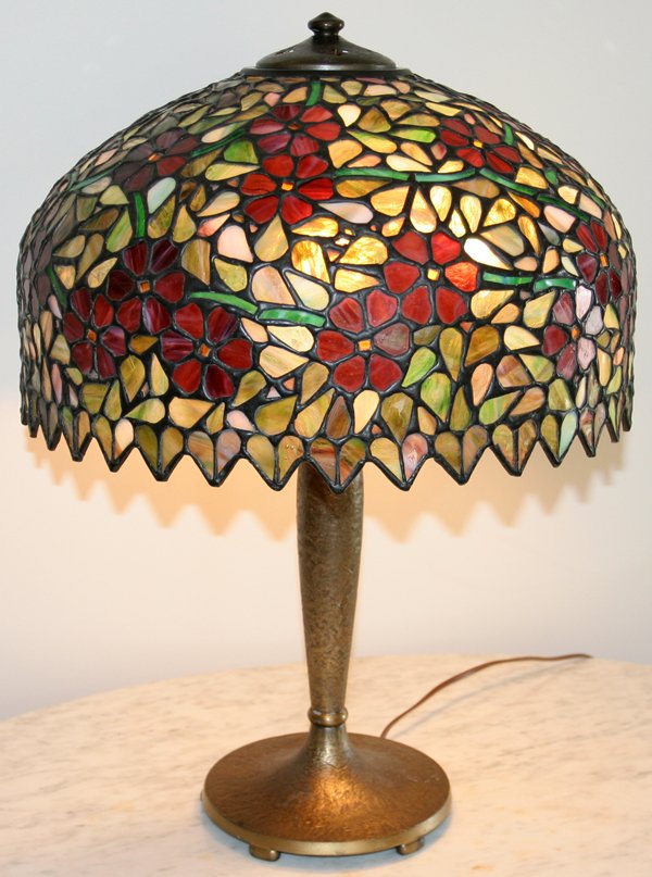 HANDEL LEADED GLASS & BRASS TABLE LAMP SIGNED - 3