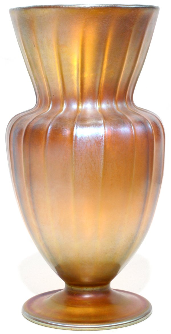 LC TIFFANY GOLD FAVRILE VASE, #1551, C. 1893