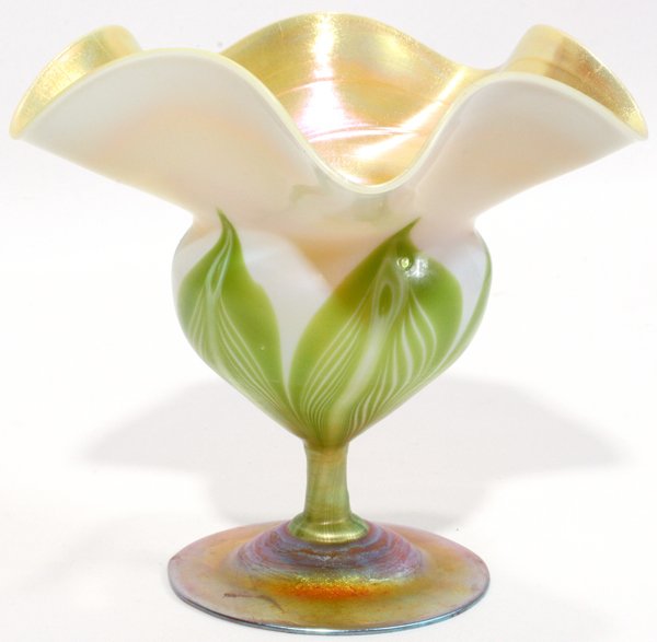 LC TIFFANY FAVRILE GLASS FLORIFORM VASE, 1908