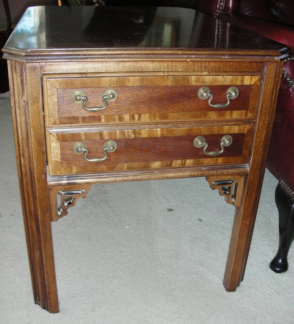 CHINESE MAHOGANY LAMP TABLE BY LANE, H 22"