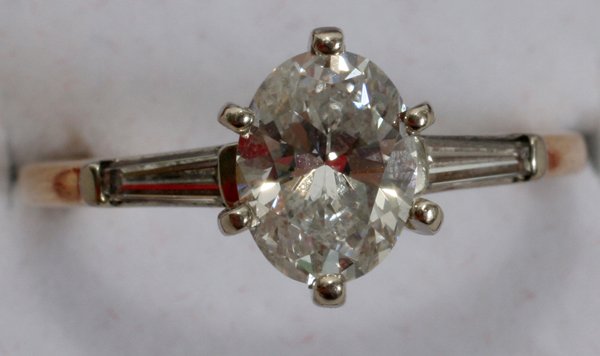 1.01 CT. DIAMOND RING, E COLOR, VS1