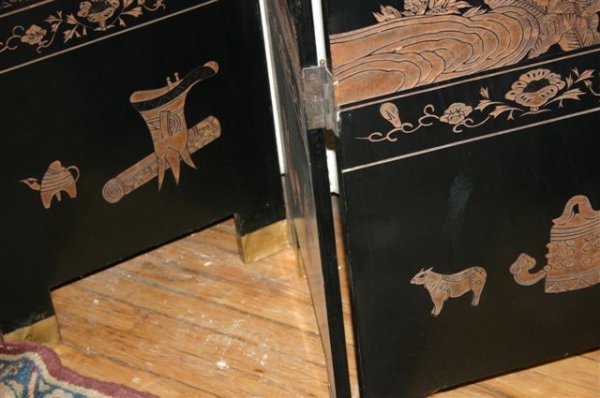 JAPANESE LACQUER EIGHT-PANEL SCREEN, H 8' - 9