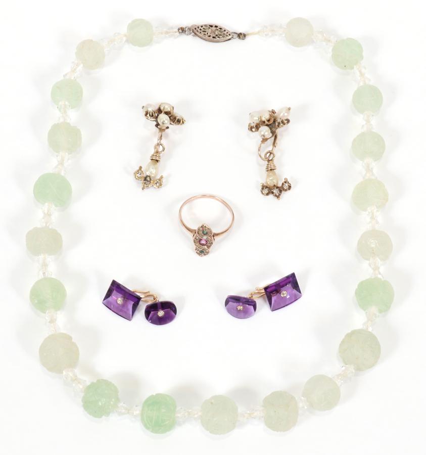 VINTAGE JEWELRY, NECKLACE, RING, EARRINGS: VINTAGE JEWELRY; CARVED CRYSTAL NECKLACE, RING, EARRINGS Carved crystal necklace L 16". Vintage ring with seed pearls, earringswith baroque pearls and 10kt gold with amethyst crystal cufflinks