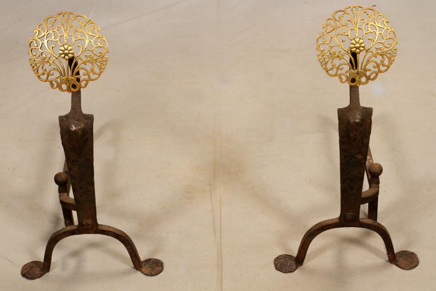 PAIR WROUGHT IRON, BRASS ANDIRONS 2 H 20.5" L 13": PAIR WROUGHT IRON, BRASS ANDIRONS 2 H 20.5" L 13" Having a filigree motif.
