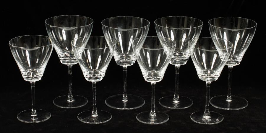 LALIQUE FRANCE VOLNAY CRYSTAL STEMWARE 8 H 5.5": LALIQUE FRANCE VOLNAY CRYSTAL STEMWARE 8 H 5.5" Eight Lalique crystal wine glasses. Four measure 5" and four measure 5.5" Acid etched signature to base.
